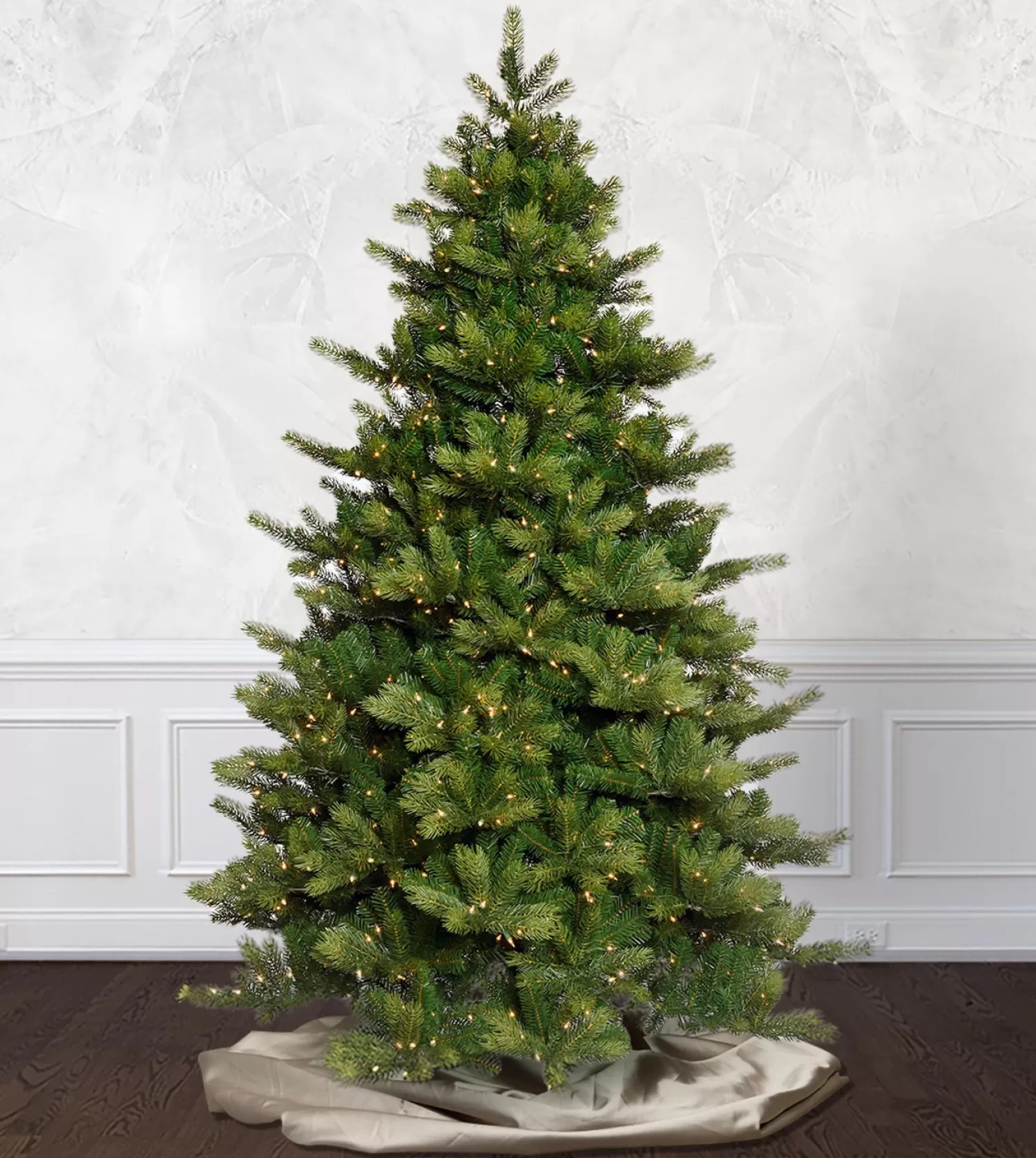 New Treetime 10' Annabelle Pine Tree - ColorChange LED