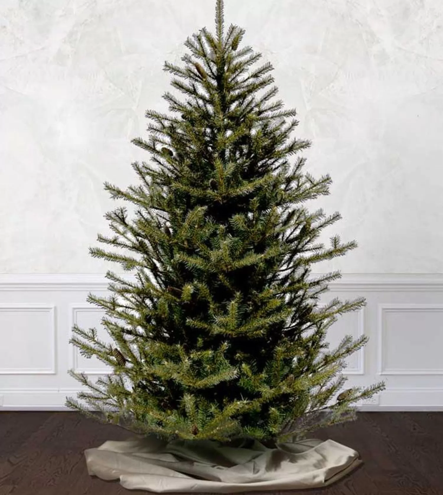 Discount Treetime 6.5' Farmhouse Pine Tree - Clear LED