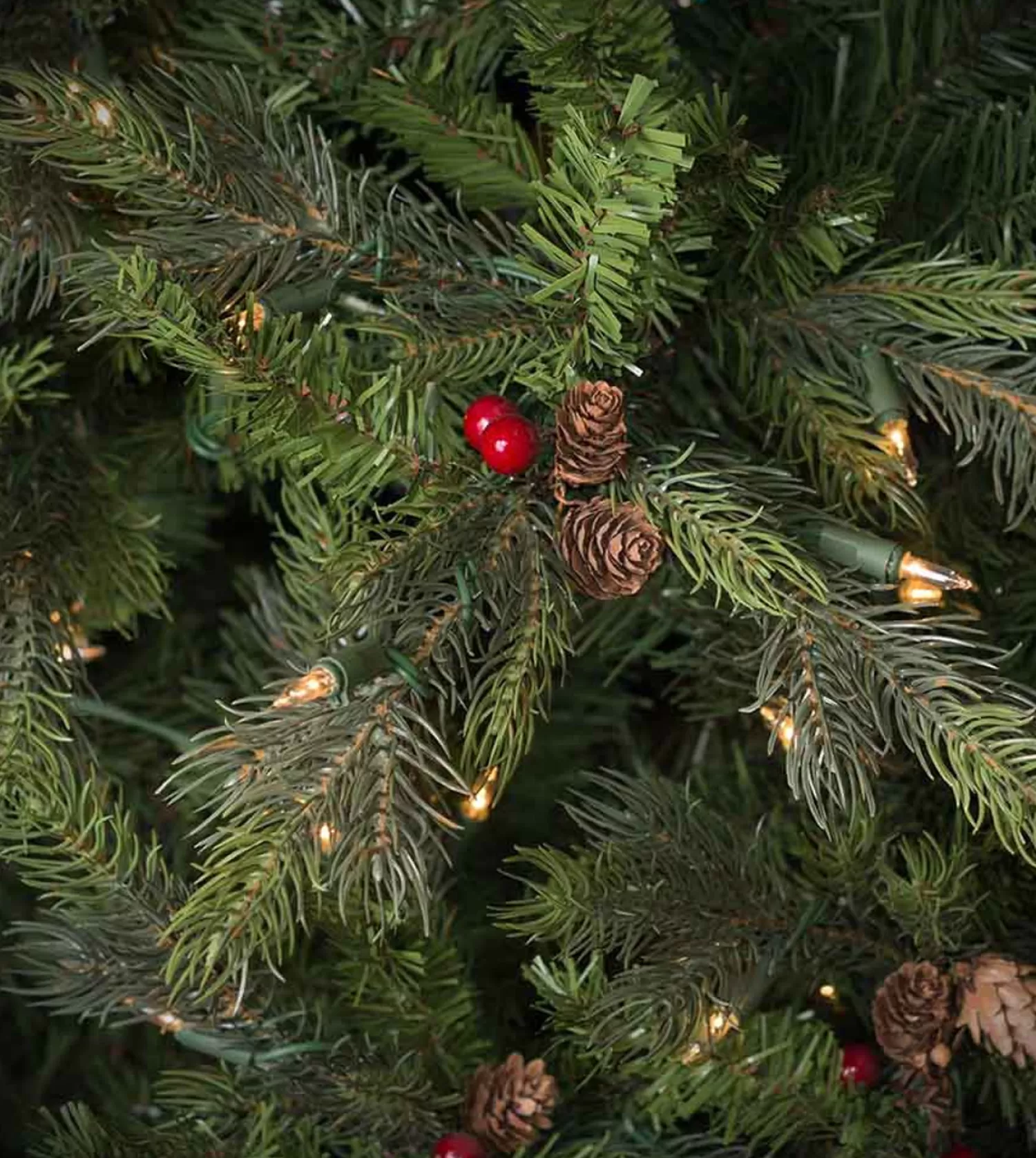 Store Treetime 9' Deluxe Santa Fe Tree - ColorChange LED