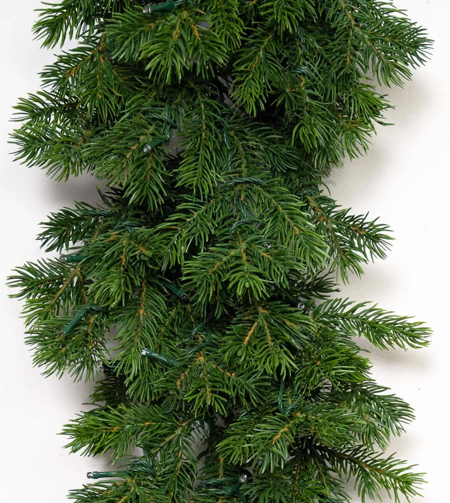 Sale Treetime 9' X 12" Natural Douglas Garland - Battery-Operated Clear LED