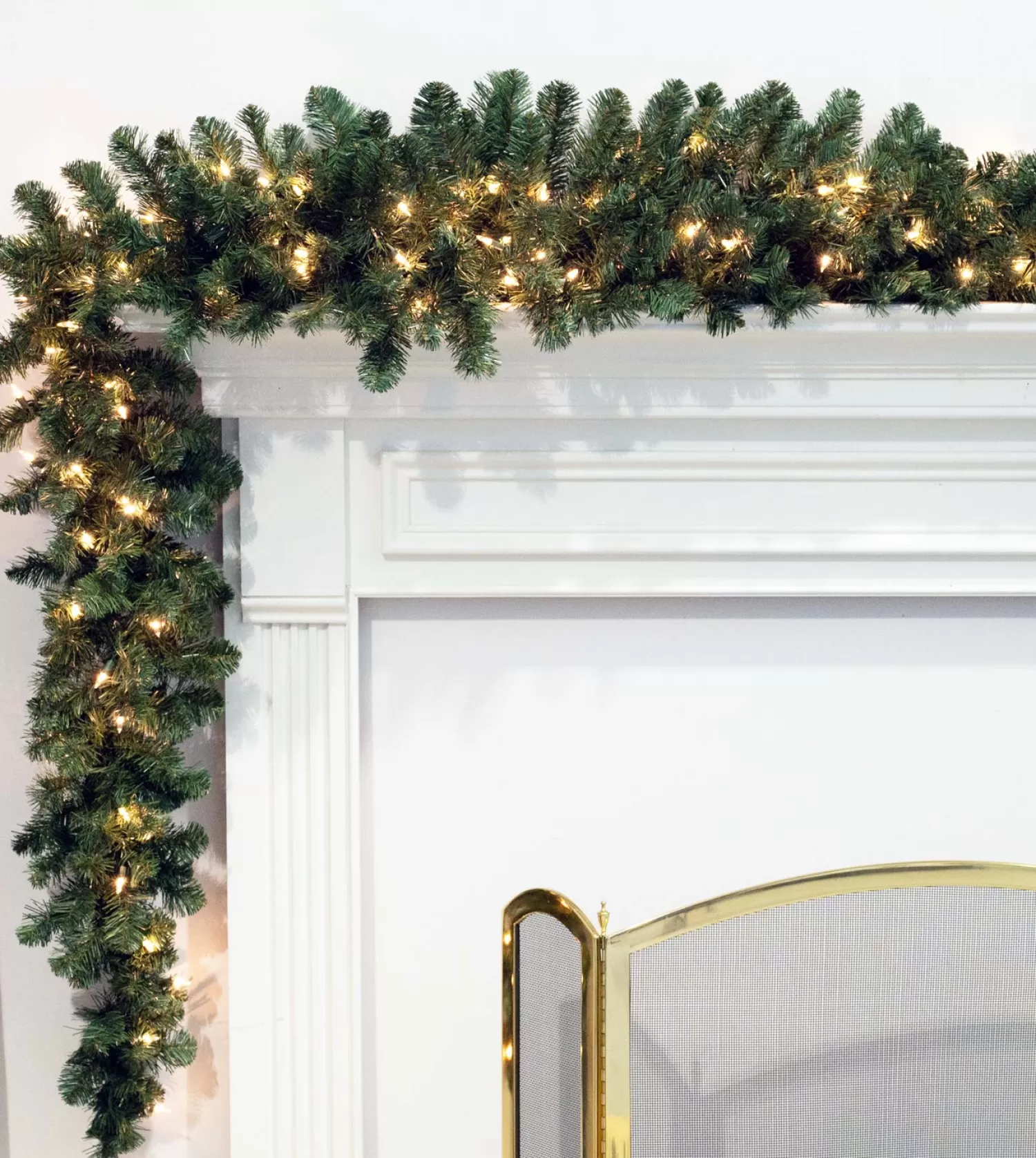 Flash Sale Treetime 9' X 14" Royal Fireside Garland - Clear LED