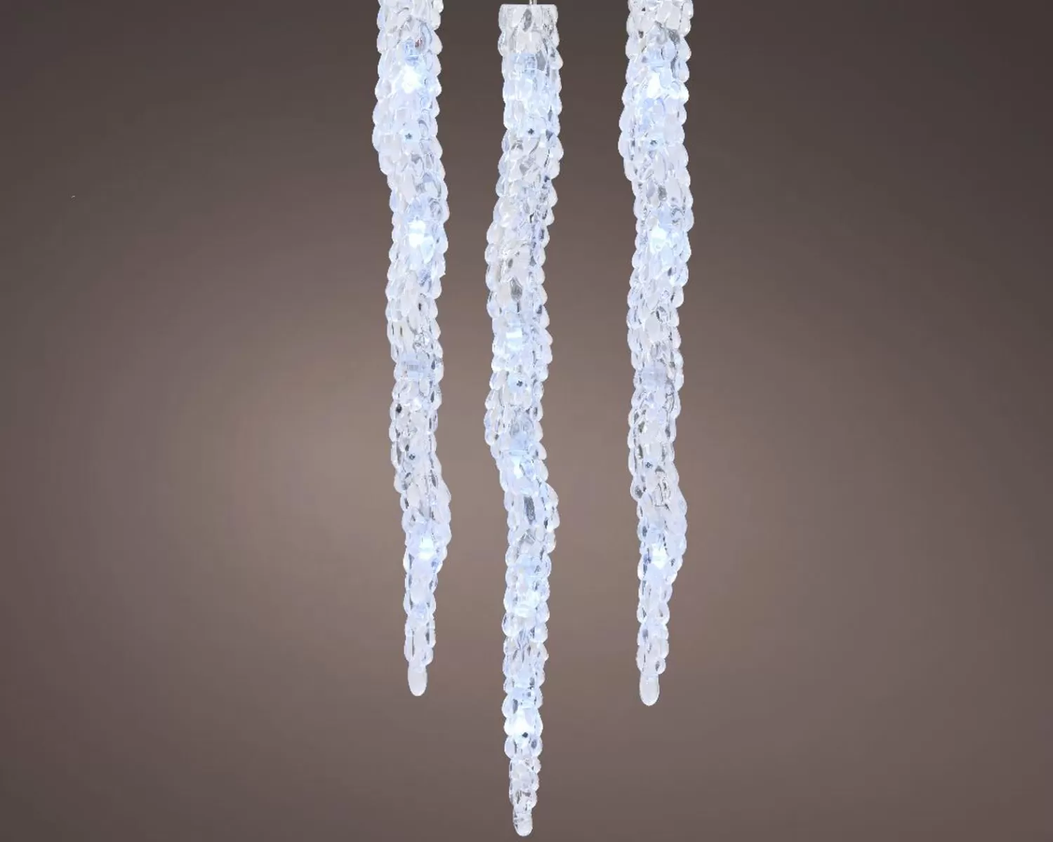 New Treetime LED Clear Cool White Connectable Icicle Lights