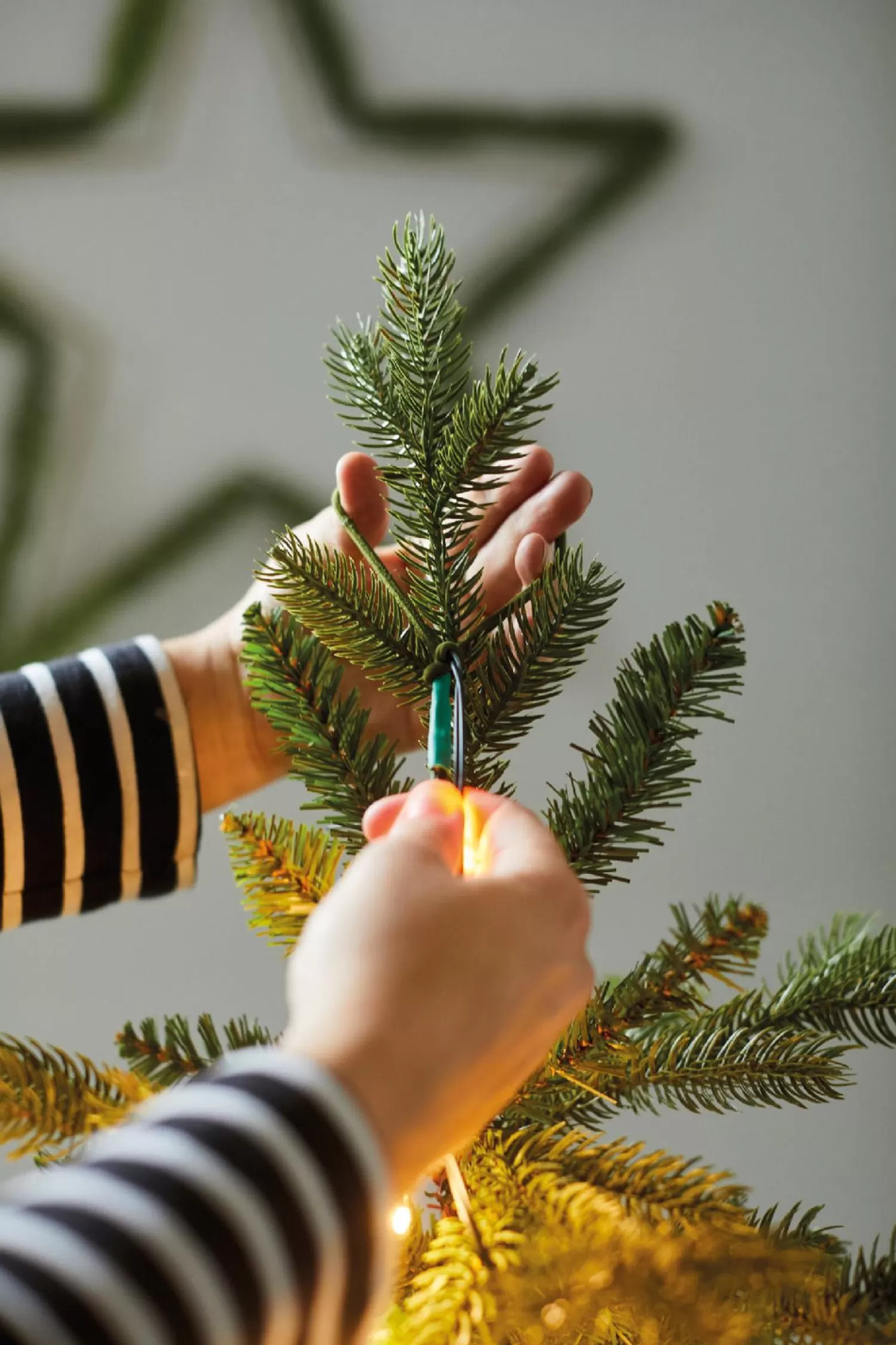 New Treetime Micro LED Tree Bunch 8 Ft. Steady On Multi Lights